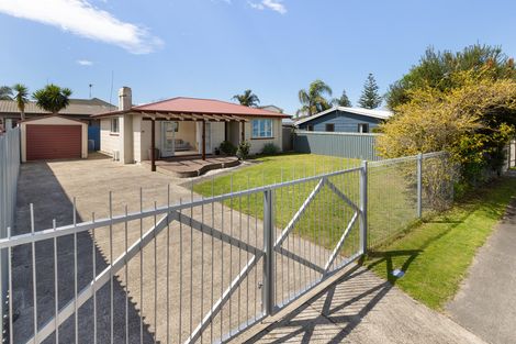 Photo of property in 4a Hawea Street, Mount Maunganui, 3116