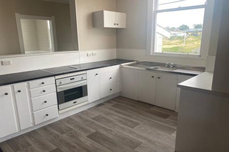 Photo of property in 20 Cambridge Street, Patea, 4520