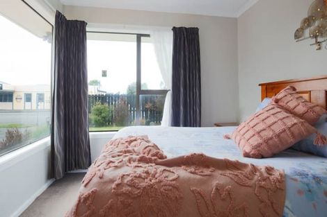 Photo of property in 4 Endeavour Street, North New Brighton, Christchurch, 8083