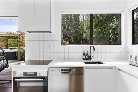 Photo of property in 14 Pahi Place, West Harbour, Auckland, 0618