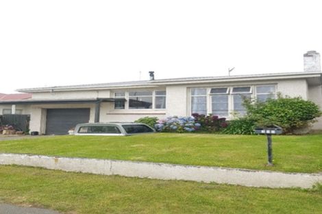 Photo of property in 320 Tay Street, Turnbull Thomson Park, Invercargill, 9810