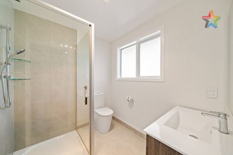 Photo of property in 298a Stokes Valley Road, Stokes Valley, Lower Hutt, 5019