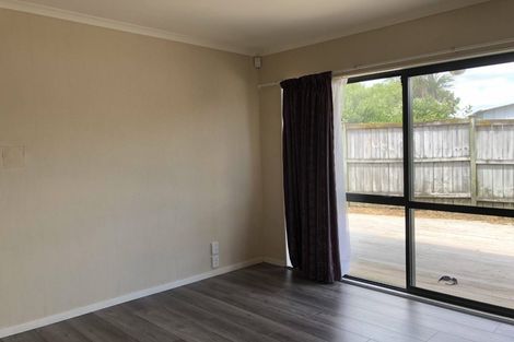 Photo of property in 20 Fergy Crescent, Wattle Downs, Auckland, 2103