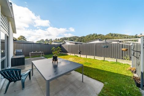 Photo of property in 2 Pattullo Crescent, Wallaceville, Upper Hutt, 5018