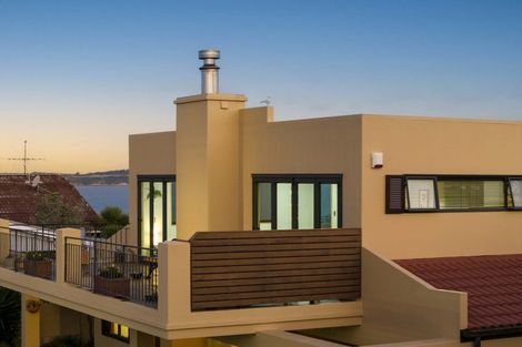 Photo of property in 31 Durness Place, Red Beach, 0932