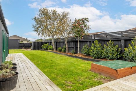 Photo of property in 3 Chilton Drive, Mairehau, Christchurch, 8052