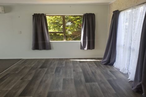 Photo of property in 7 Lina Place, Waiuku, 2123