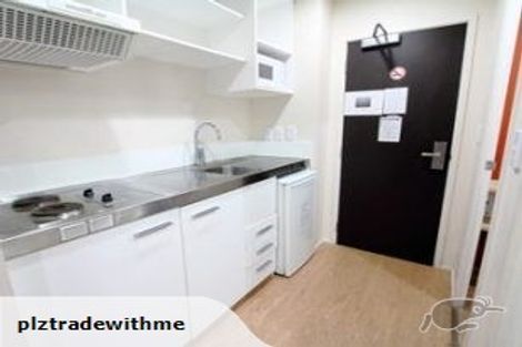 Photo of property in Empire Apartments, 1520/21 Whitaker Place, Grafton, Auckland, 1010
