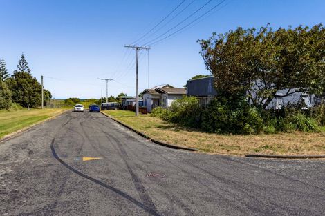 Photo of property in 56 Victoria Street, Patea, 4520