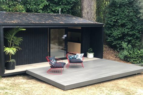 Photo of property in 3 George Avenue, Herald Island, Auckland, 0618