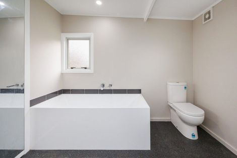 Photo of property in 916 Tennent Drive, Linton, Palmerston North, 4472