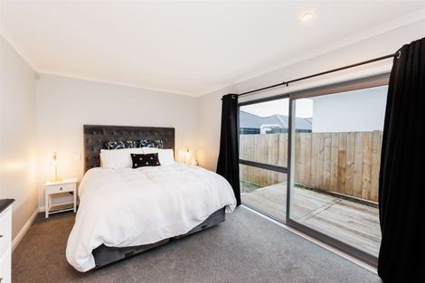 Photo of property in 4a Freedom Drive, Kelvin Grove, Palmerston North, 4414