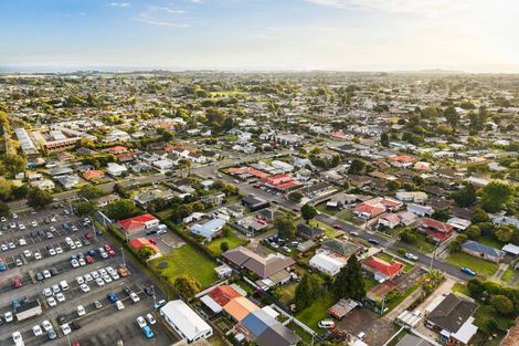 Photo of property in 80 Rosella Road, Mangere East, Auckland, 2024