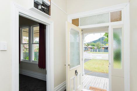 Photo of property in 100 Ormond Road, Whataupoko, Gisborne, 4010