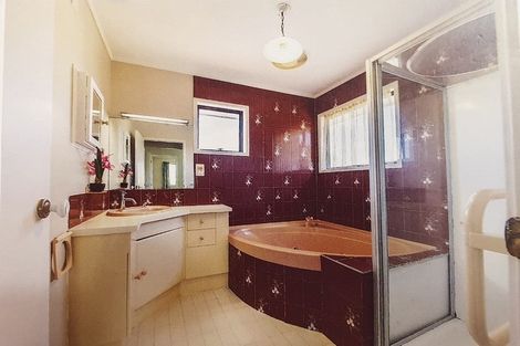 Photo of property in 64a Oakdale Road, Mount Roskill, Auckland, 1041