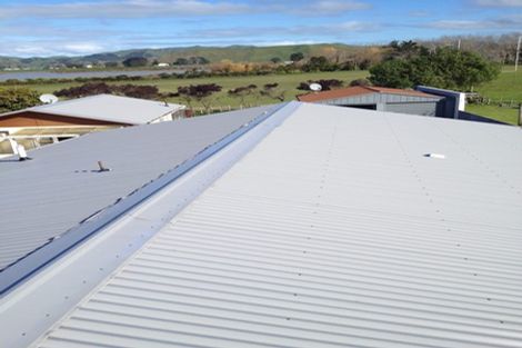 Photo of property in 10 Solander Street, Tolaga Bay, 4077