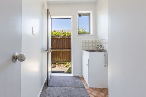 Photo of property in 2/128 Reynolds Avenue, Bishopdale, Christchurch, 8053