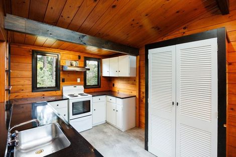 Photo of property in 5 Fernwood Place, Fitzherbert, Palmerston North, 4410