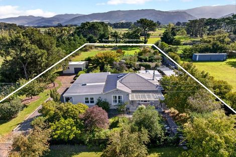 Photo of property in 32 Murphys Line, Featherston, 5771