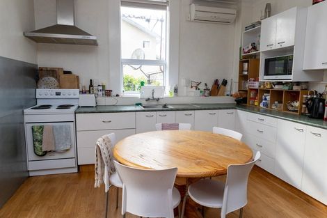 Photo of property in 886 George Street, North Dunedin, Dunedin, 9016