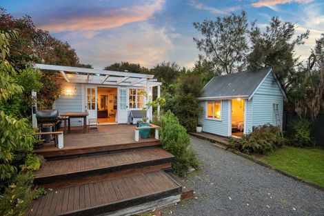 Photo of property in 92 Beach Road, Long Beach, Port Chalmers, 9081