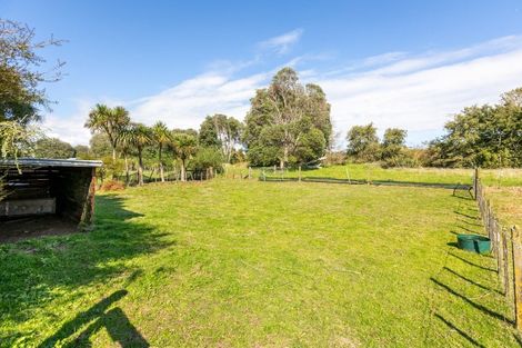 Photo of property in 14 Cumming Street, Okato, 4335