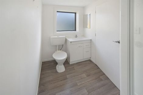 Photo of property in 33 Croziers Road, St Albans, Christchurch, 8052