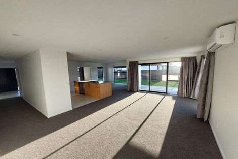 Photo of property in 3 Clonbunny Close, Rolleston, 7614