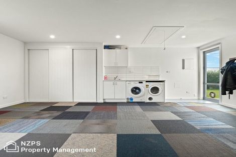 Photo of property in 21 Awa Toru Drive, Fairfield, Dunedin, 9018