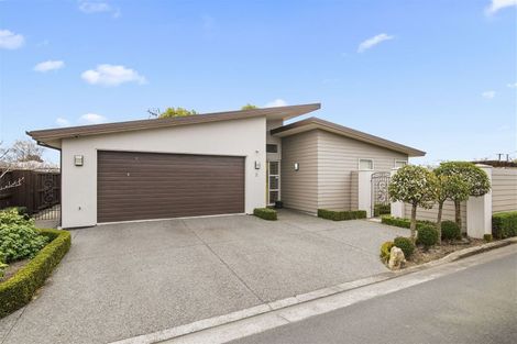 Photo of property in 6 Federer Lane, Bishopdale, Christchurch, 8053