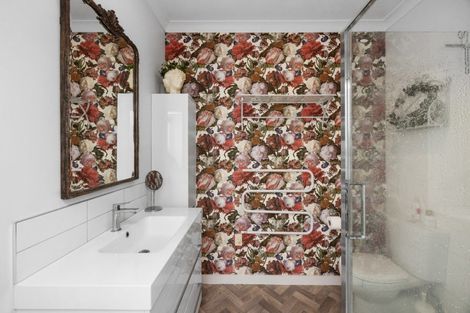 Photo of property in Mclean Towers, 2h/3 Shakespeare Road, Napier South, Napier, 4110