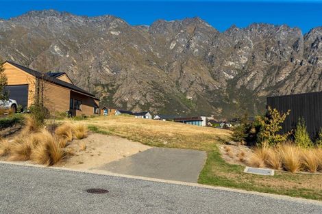 Photo of property in 14 Falconer Rise, Jacks Point, Queenstown, 9371