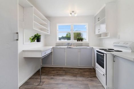 Photo of property in 77a Kawaha Point Road, Kawaha Point, Rotorua, 3010