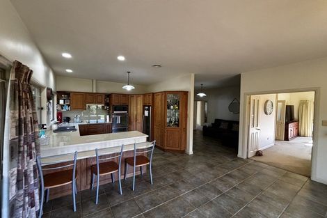 Photo of property in 26 Shelter Grove, Frankleigh Park, New Plymouth, 4310