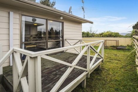 Photo of property in 10 Mossburn Grove, Kelson, Lower Hutt, 5010