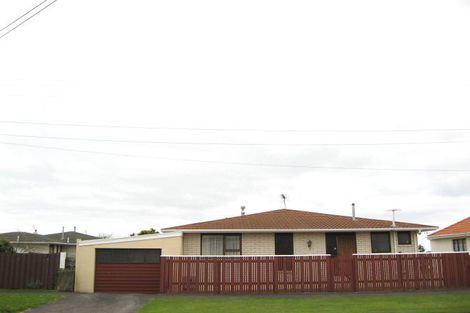 Photo of property in 3 Lyn Street, Lynmouth, New Plymouth, 4310