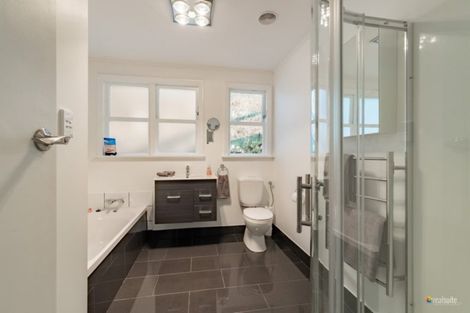 Photo of property in 16 Manor Drive, Stokes Valley, Lower Hutt, 5019