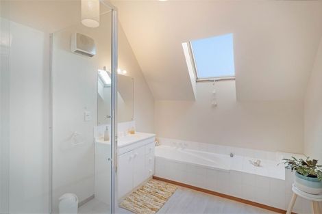 Photo of property in 3 Empress Place, Halswell, Christchurch, 8025