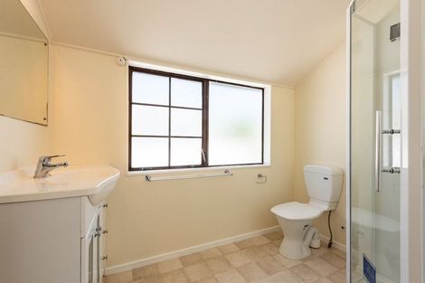 Photo of property in 5/136 Karori Road, Karori, Wellington, 6012