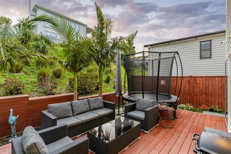 Photo of property in 30 Bounty Road, Long Bay, Auckland, 0630