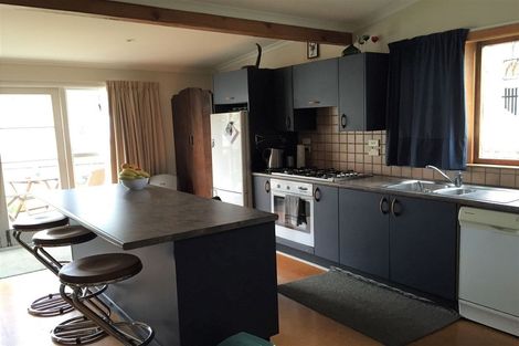 Photo of property in 24 Devon Street, Picton, 7220