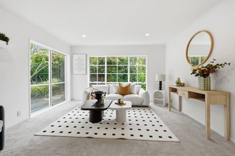 Photo of property in 10 Highgate Place, Somerville, Auckland, 2014