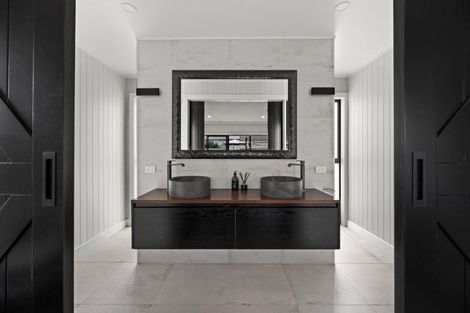 Photo of property in 23 Rich Rise, Havelock North, 4130