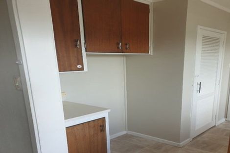 Photo of property in 3/62 Moana Avenue, One Tree Hill, Auckland, 1061