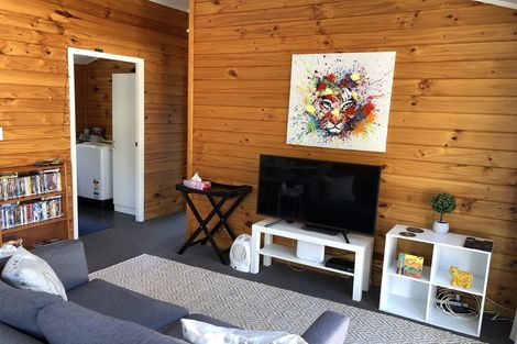 Photo of property in 42a Matipo Road, Mairangi Bay, Auckland, 0630