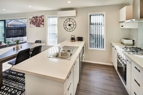 Photo of property in 92 Meremere Street, Wainuiomata, Lower Hutt, 5014