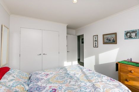 Photo of property in Miramar Villas, 12/6 Brussels Street, Miramar, Wellington, 6022