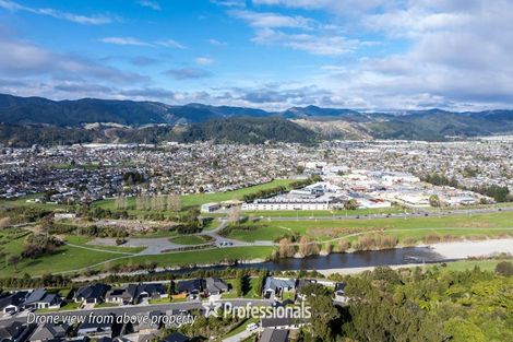 Photo of property in 60 Riverstone Drive, Riverstone Terraces, Upper Hutt, 5018