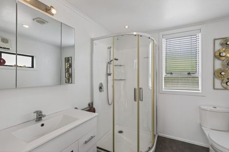 Photo of property in 1 Rimu Street, Strandon, New Plymouth, 4312