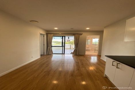Photo of property in 6 Barnesmore Road, Flat Bush, Auckland, 2019